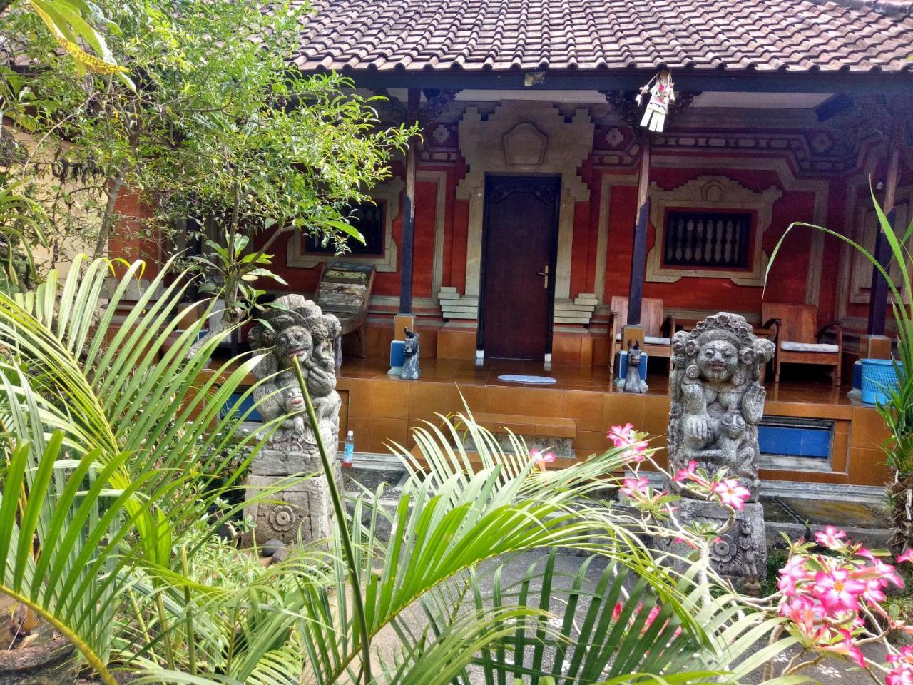 Suandi House Bed & Breakfast Ubud Exterior foto
