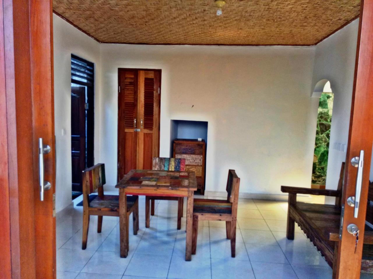 Suandi House Bed & Breakfast Ubud Exterior foto