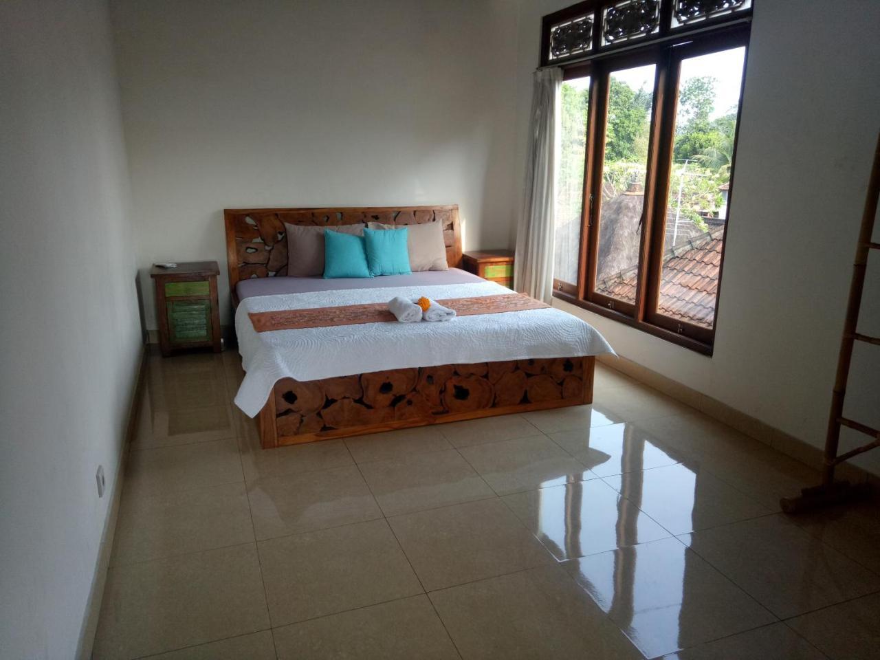 Suandi House Bed & Breakfast Ubud Exterior foto