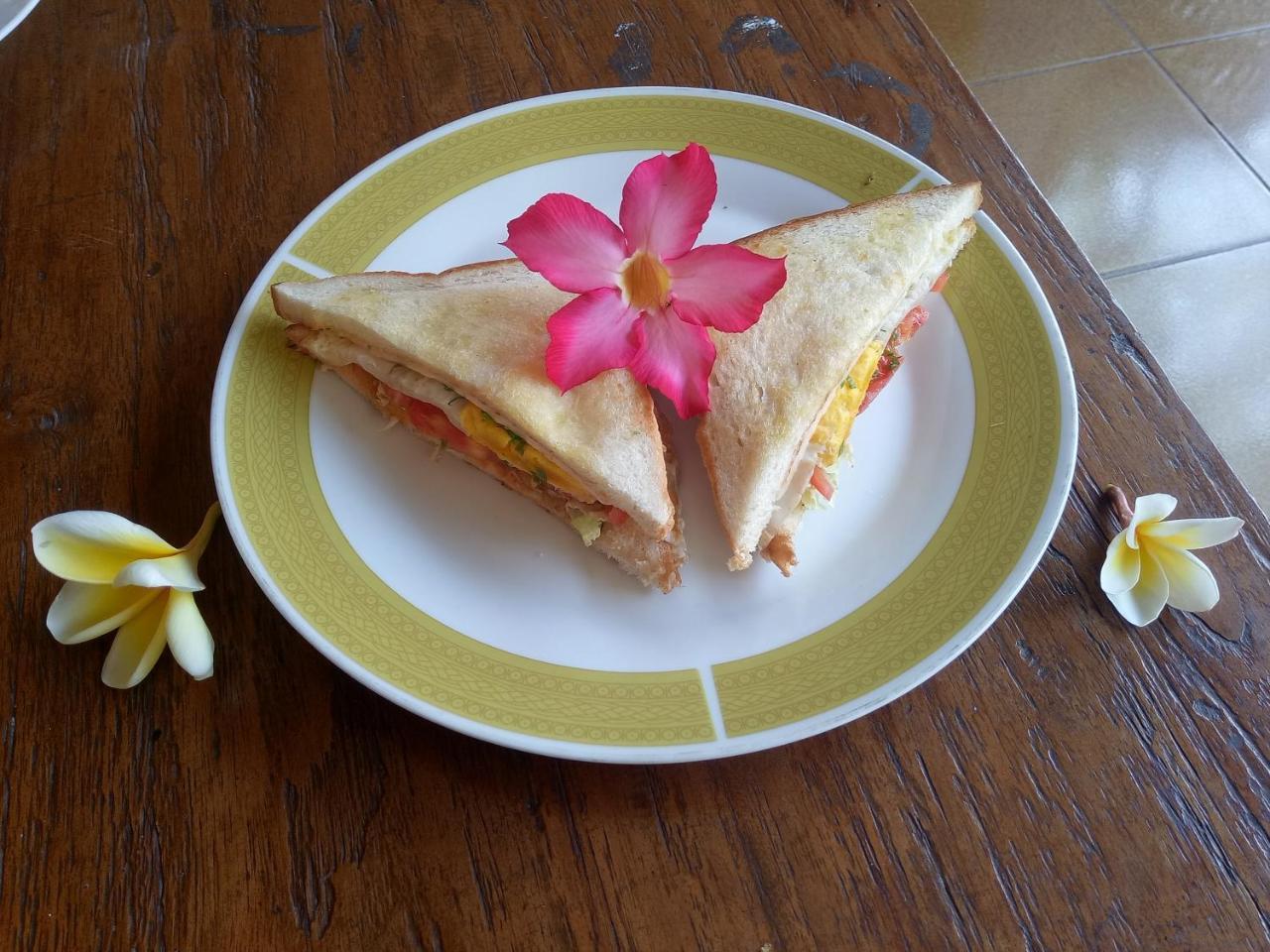 Suandi House Bed & Breakfast Ubud Exterior foto